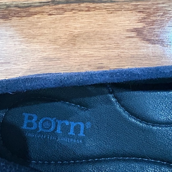 Born Women's Navy Suede Loafers NWOT - Picture 5 of 6